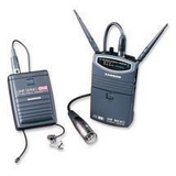 山逊UM1摄像机无线采访话筒:采访麦克/电容话筒/传声器/无线话筒